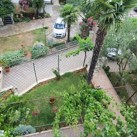 Ferienwohnung In Mit Meerblick, Balkon, Klimaanlage, W-lan * Sveti Filip i Jakov