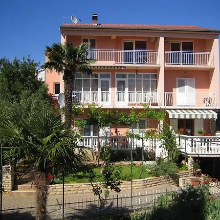 Ferienwohnung In Mit Meerblick, Balkon, Klimaanlage, W-lan Daire Sveti Filip i Jakov