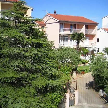 Ferienwohnung In Mit Meerblick, Balkon, Klimaanlage, W-lan *